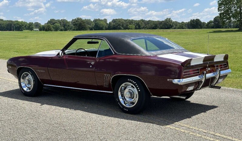 
								1969 Chevrolet Camaro Z/28 4-Speed full									