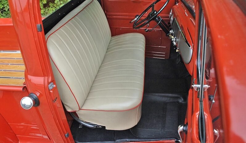 
								1952 Ford F-1 Pickup Truck full									