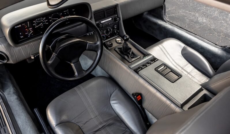 
								1982 DeLorean DMC-12 V6 full									