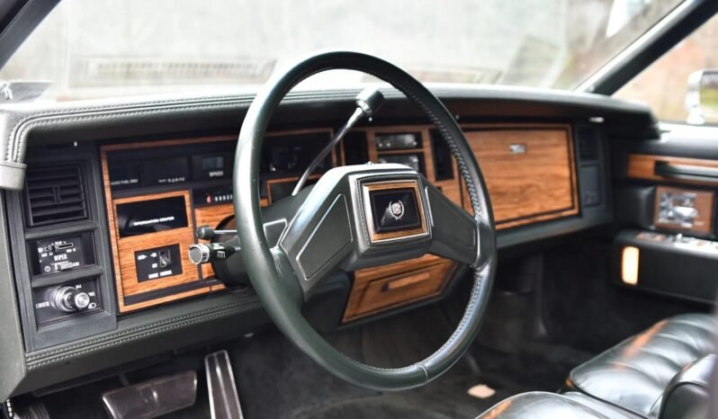 
								1985 Cadillac Seville full									