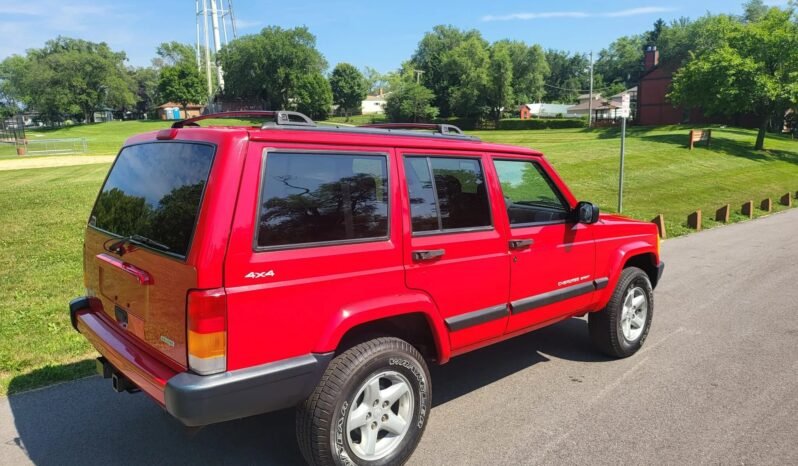 
								2000 Jeep Cherokee Sport full									