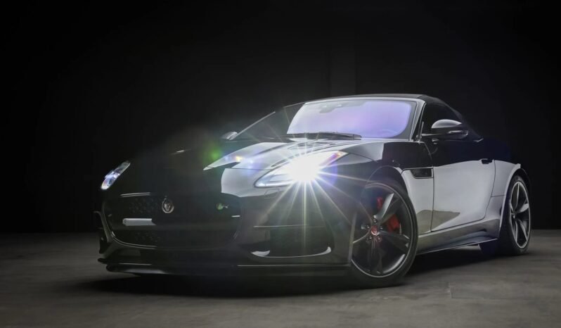 
								2019 Jaguar F-Type R full									