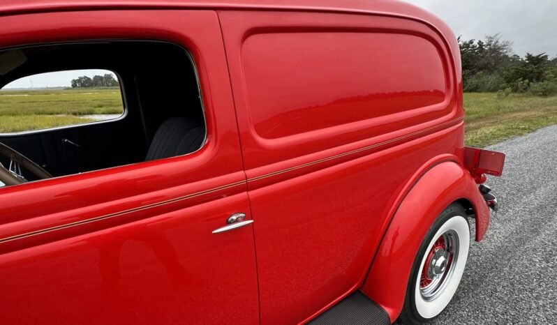 
								1935 Ford Sedan Delivery V8 full									