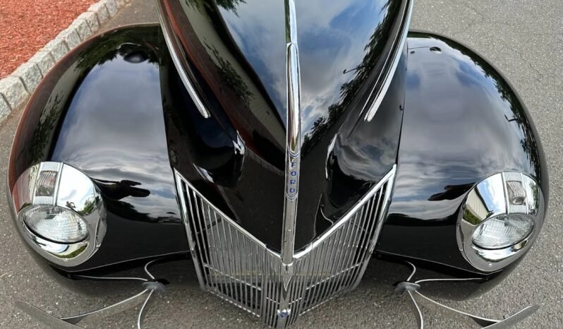 
								1940 Ford Deluxe Coupe 460 V8 full									