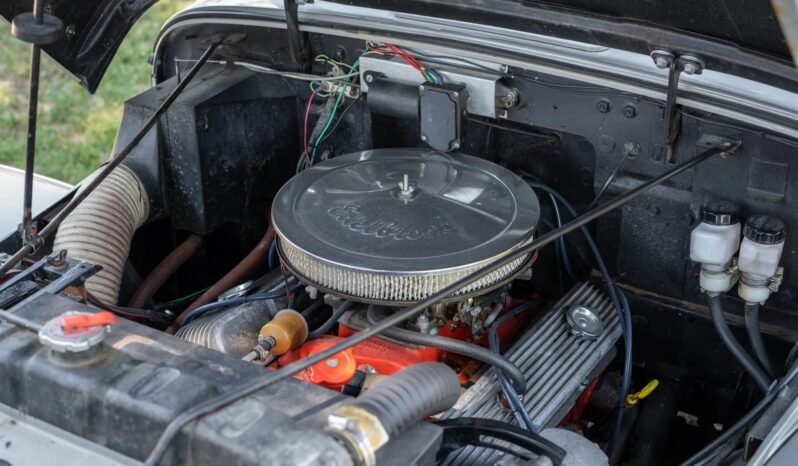 
								1963 Willys Jeep Utility Wagon 4X4 full									