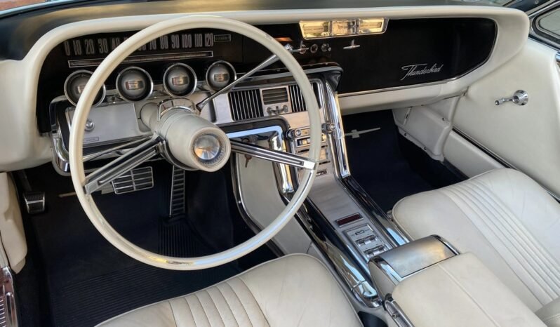 
								1964 Ford Thunderbird Convertible 390CI V8 full									