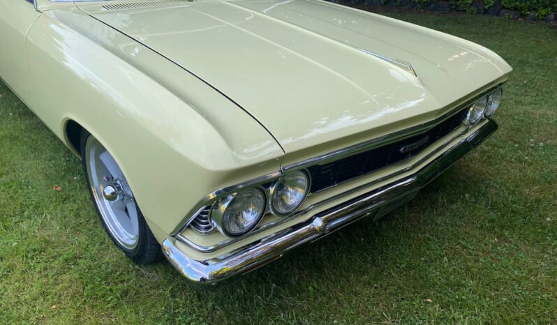 
								1966 Chevrolet El Camino 3-Speed full									
