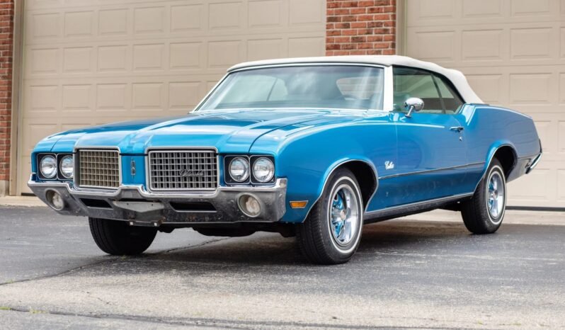 
								1972 Oldsmobile Cutlass Supreme full									