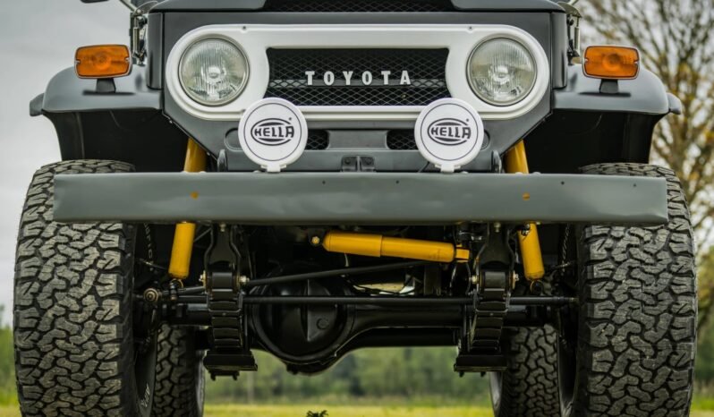 
								1971 Toyota Land Cruiser FJ40 full									