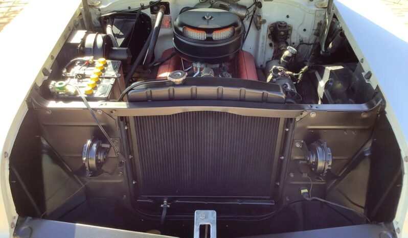 
								1957 Chevrolet Bel Air Hardtop Sedan full									