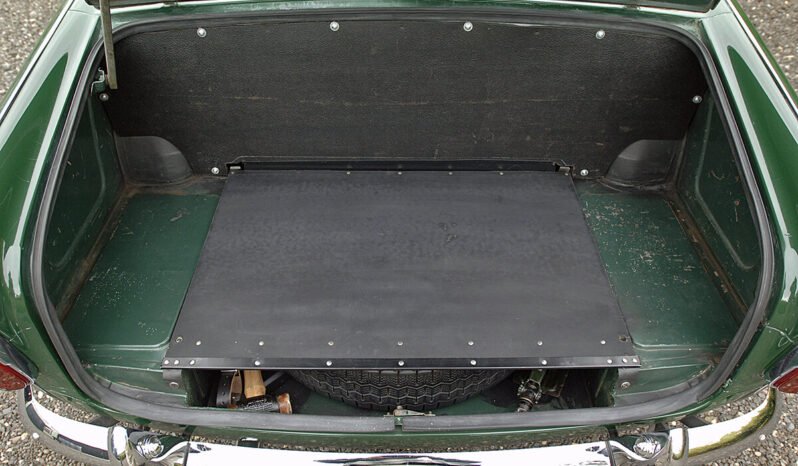 
								1966 Triumph TR4A IRS full									