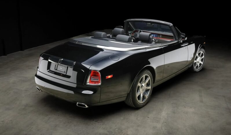 
								2016 Rolls-Royce Phantom Drophead full									