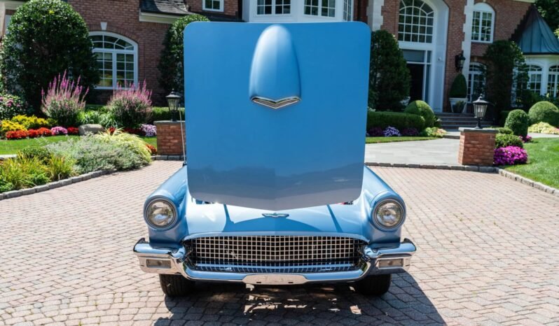 
								1957 Ford Thunderbird Metallic Blue full									