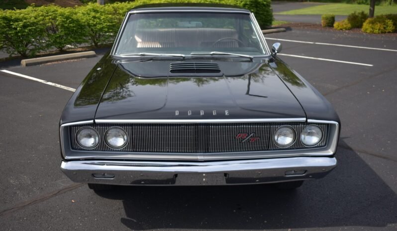 
								1967 Dodge Coronet R/T V8 full									