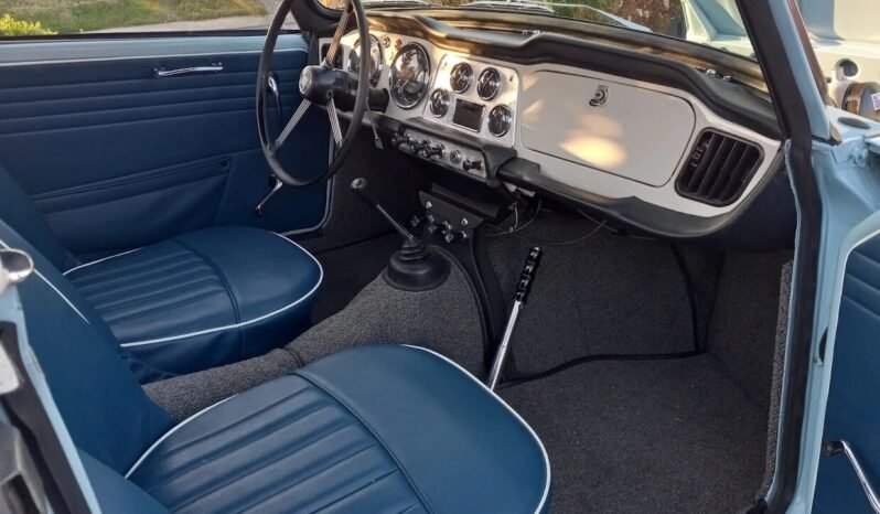 
								1962 Triumph TR4 Roadster full									