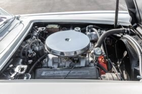 1962 Chevrolet Corvette V8 White