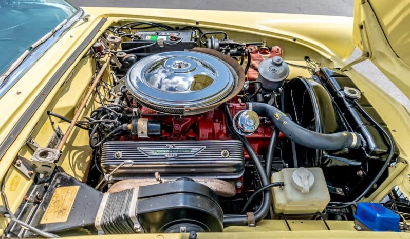 
								1957 Ford Thunderbird V8 Inca Gold full									