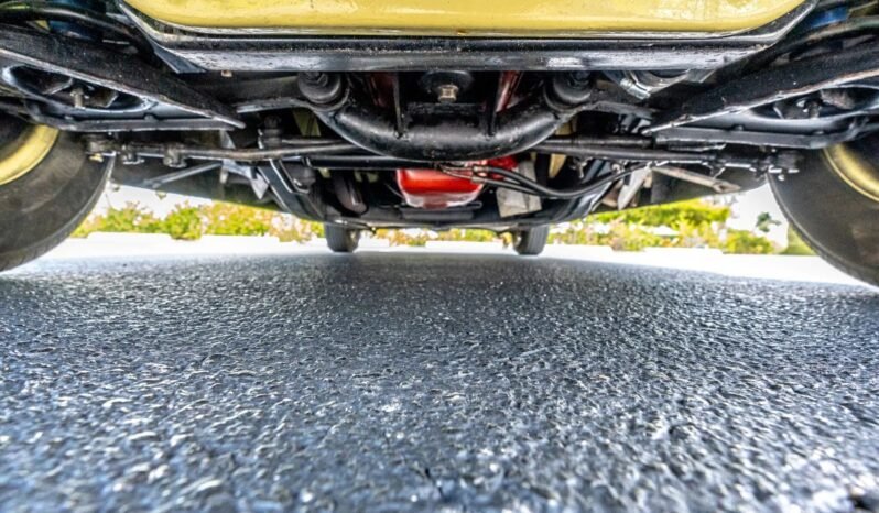 
								1957 Ford Thunderbird V8 Inca Gold full									