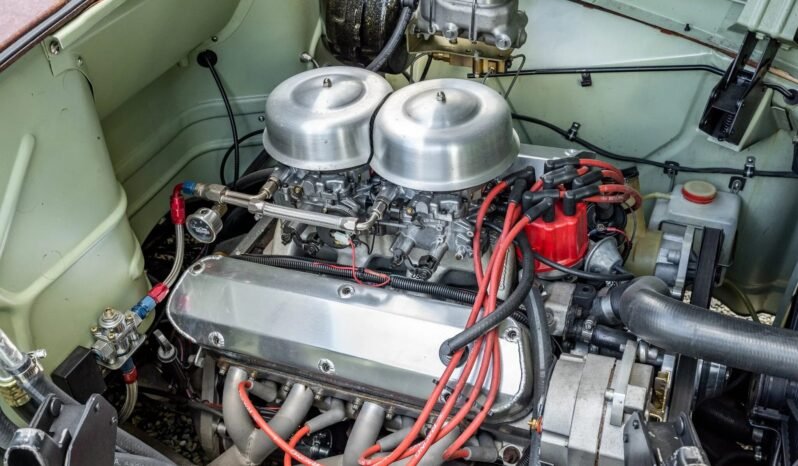 
								1950 International Harvester L-112 full									