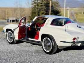 1965 Chevrolet Corvette V8