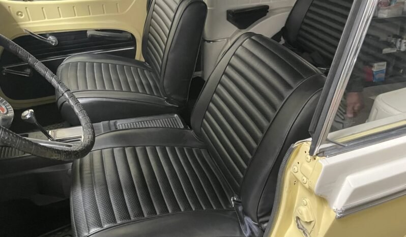 
								1967 Jeep Jeepster Commando full									