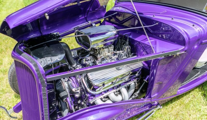 
								1933 Ford 3-Window Coupe full									