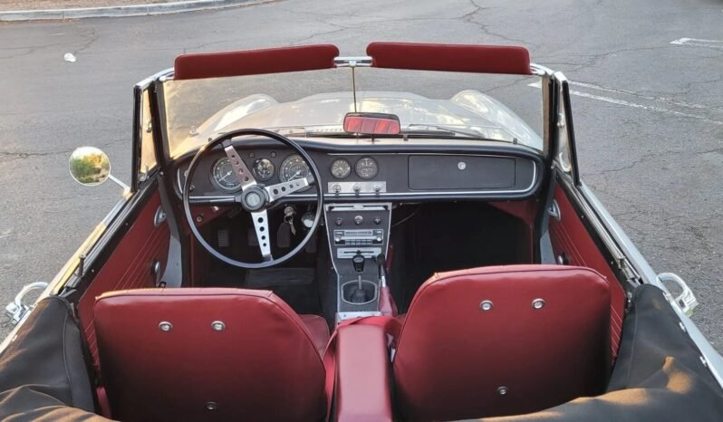 
								1967.5 Datsun 1600 full									