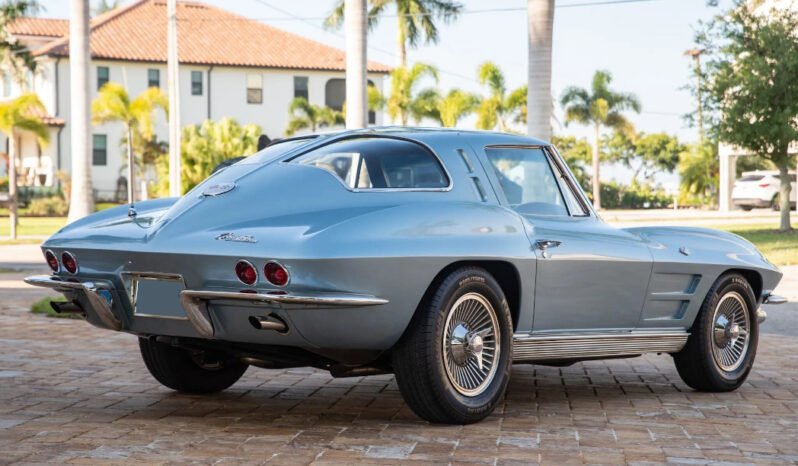 
								1963 Chevrolet Corvette Split-Window 4-Speed full									