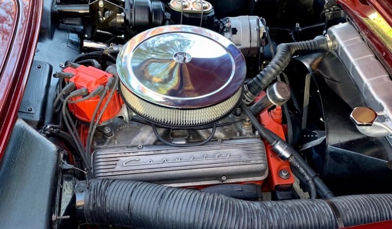 
								1957 Chevrolet Corvette Convertible 327CI V8 full									