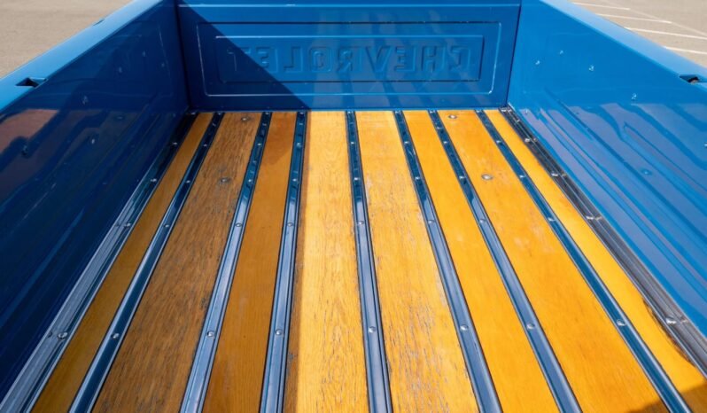 
								1957 Chevrolet 3200 Pickup Truck V8 full									