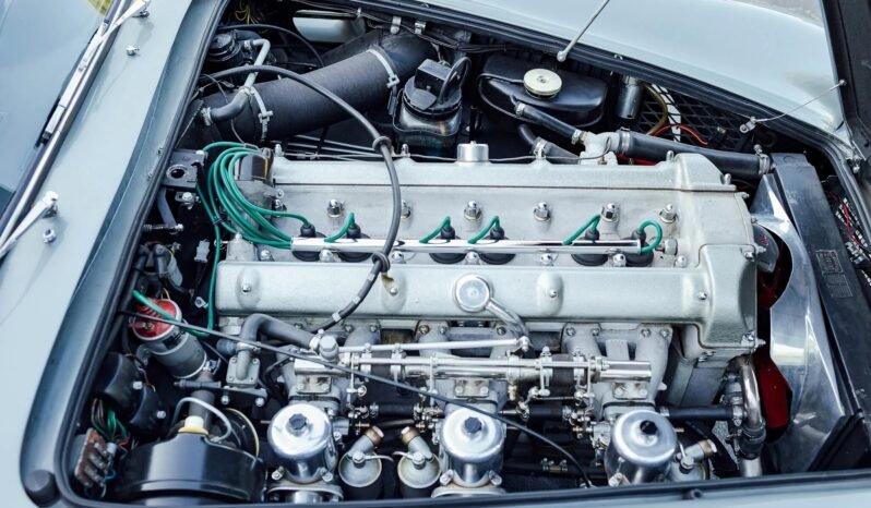 
								1960 Aston Martin DB4 full									