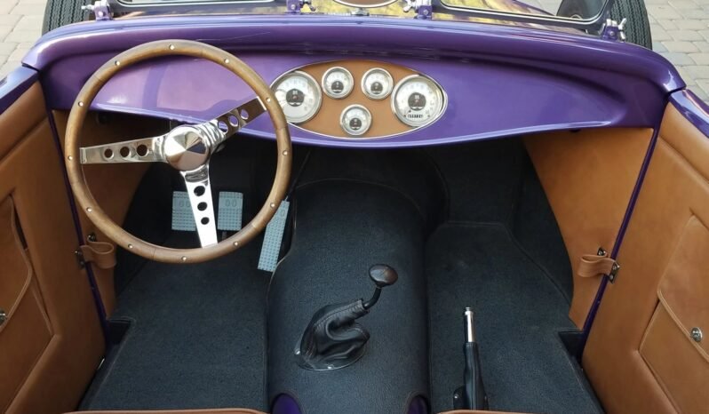 
								1931 Ford Model A Roadster full									