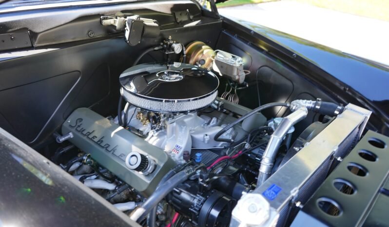 
								1950 Studebaker Land Cruiser full									