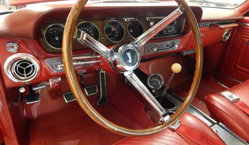 
								1965 Pontiac GTO Convertible 4-Speed full									