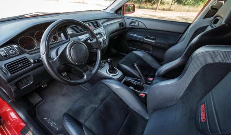 
								2006 Mitsubishi Lancer Evolution IX 2.0 full									