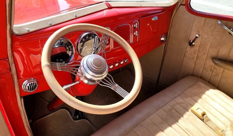 
								1938 Ford Standard Tudor Sedan full									