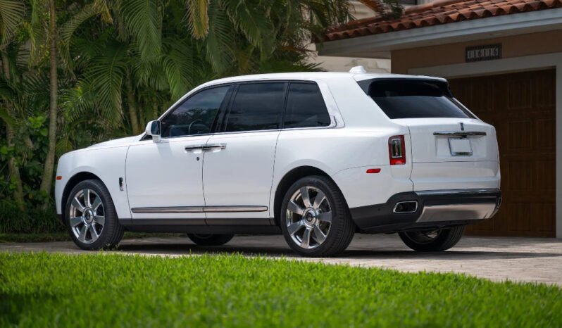 
								2023 Rolls-Royce Cullinan V12 full									