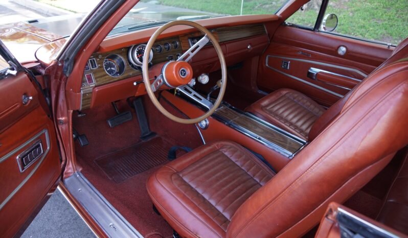 
								1970 Dodge Charger R/T V8 full									