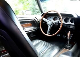 1970 Dodge Challenger R/T SE Plum Crazy