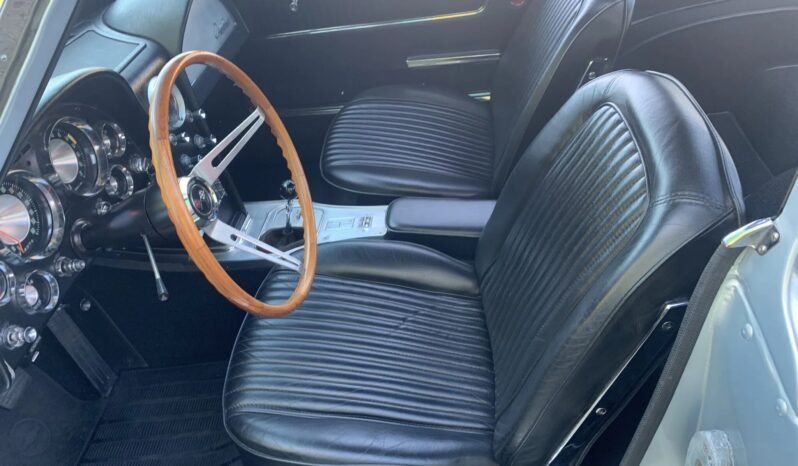 
								1963 Chevrolet Corvette Split-Window C2 Coupe full									