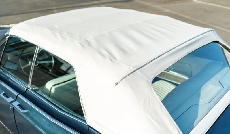 
								1966 Lincoln Continental V8 full									