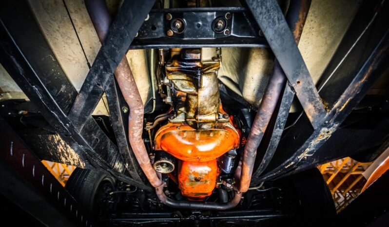 
								1962 Chevrolet Corvette White full									