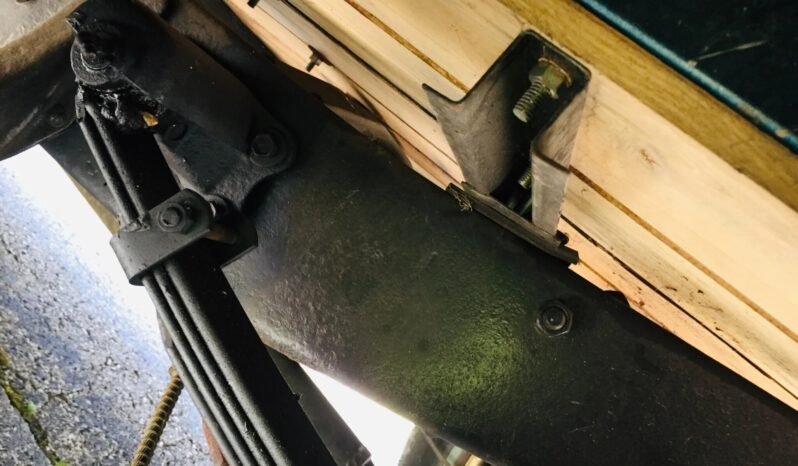 
								1951 Ford F1 Pickup Truck full									