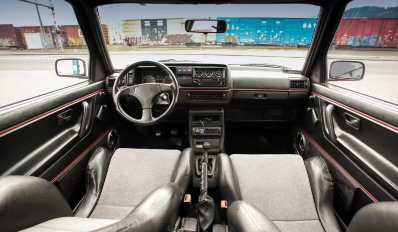 
								1989 Volkswagen Golf GTI full									