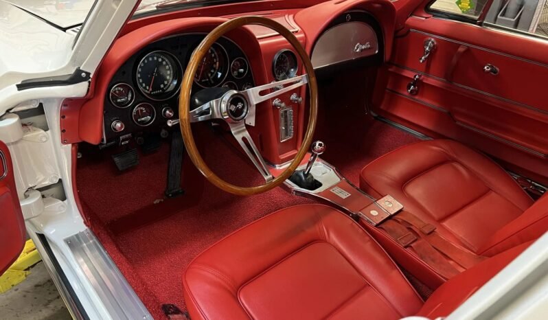 
								1965 Chevrolet Corvette V8 full									