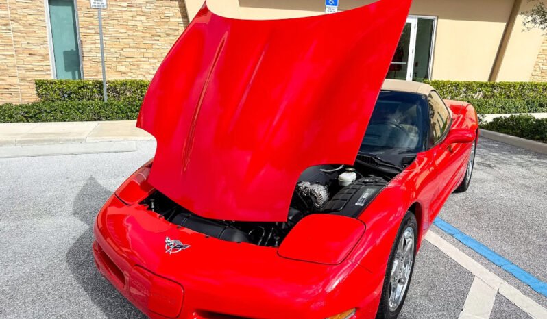 
								2003 Chevrolet Corvette Convertible full									