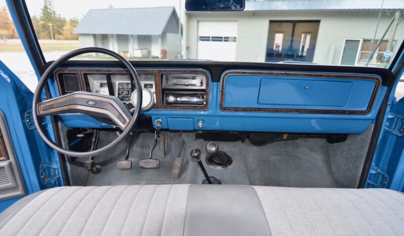 
								1979 Ford F-250 Ranger XLT V8 Pickup Truck full									
