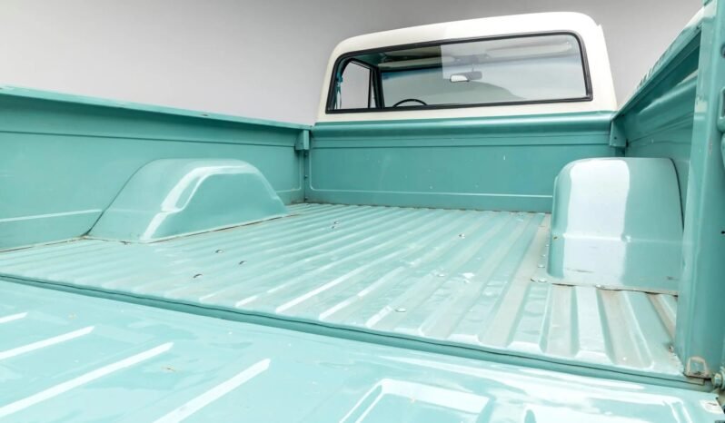 
								1968 Chevrolet C10 4X4 full									