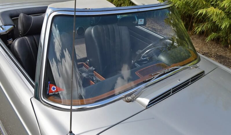 
								1970 Mercedes-Benz 280SL 4-Speed full									