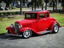 1932 Ford 5-Window Coupe